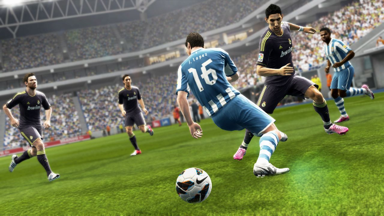 Pro Evolution Soccer 2012 - Gamescom trailer 