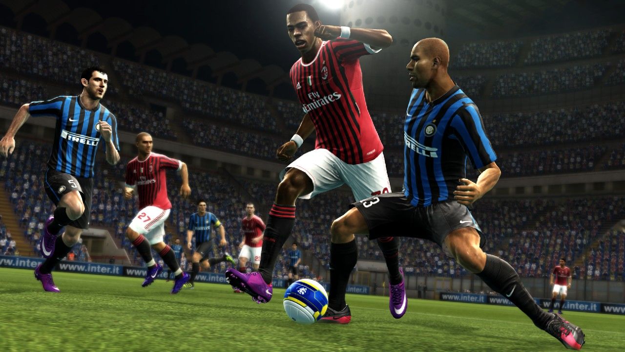 Pro Evolution Soccer 2013 - PS2 Games